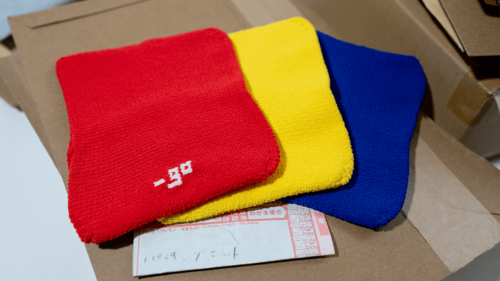 返品されてきたパッケージと内容物