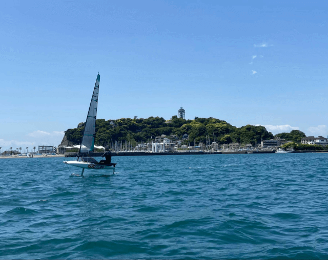 フォイリングディンギーという特殊なヨットでの練習