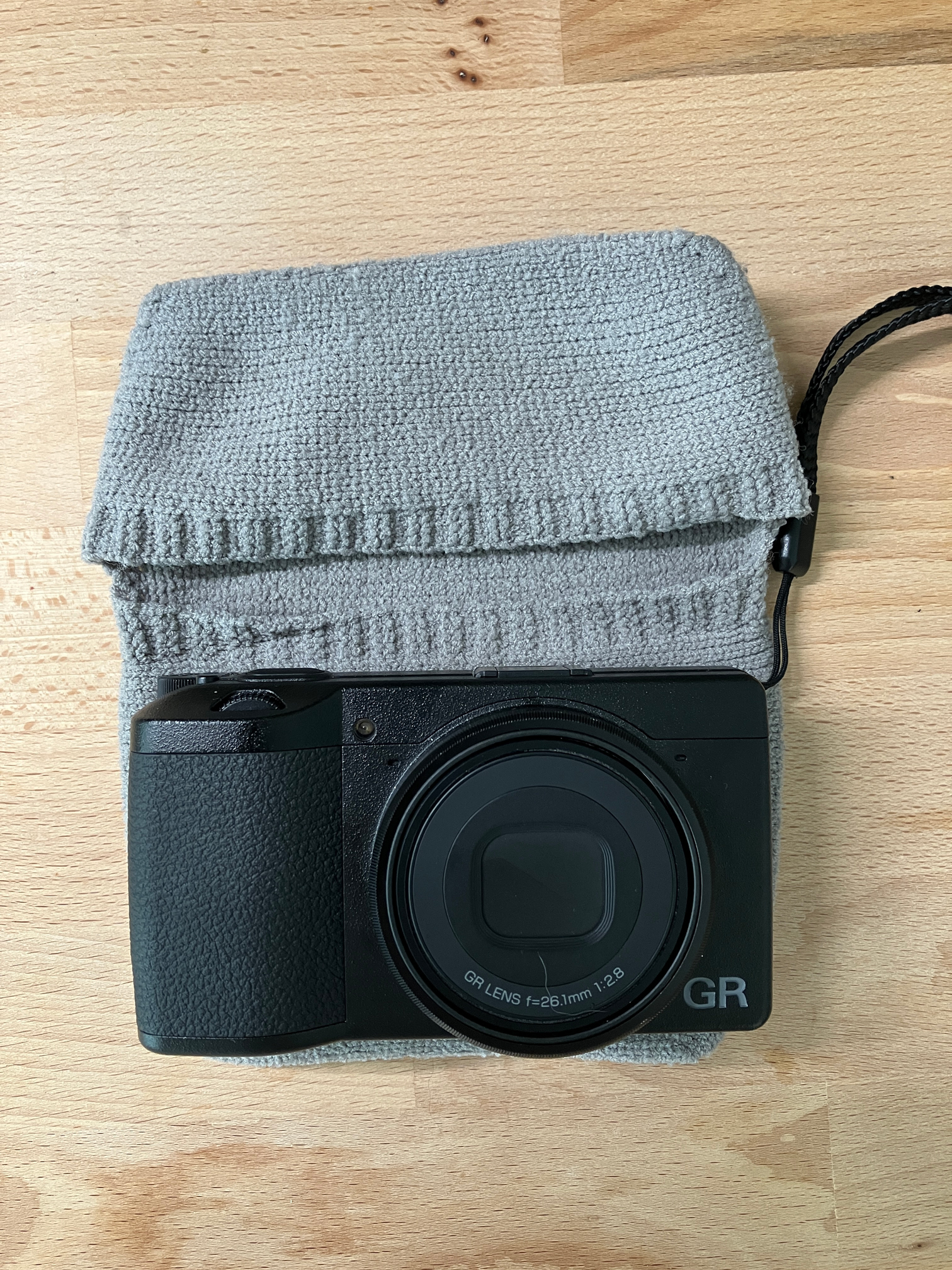 RICOH GR Ⅲx ポーチ付き RICOH GR Ⅲx | _go（アンドゴー）使用事例 | Plugnautsブログ