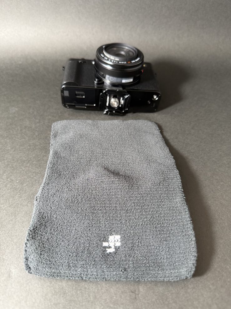 FUJIFILM X-E5を守る