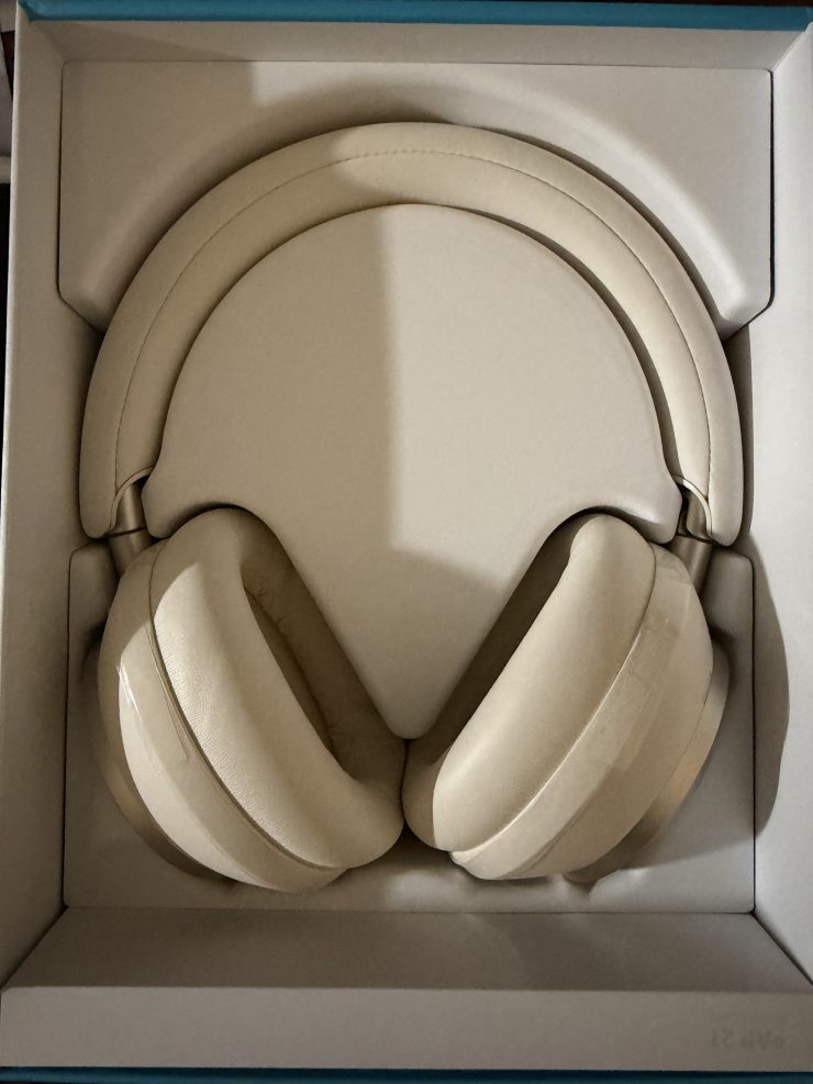 ヘッドホンをコンパクトに収納