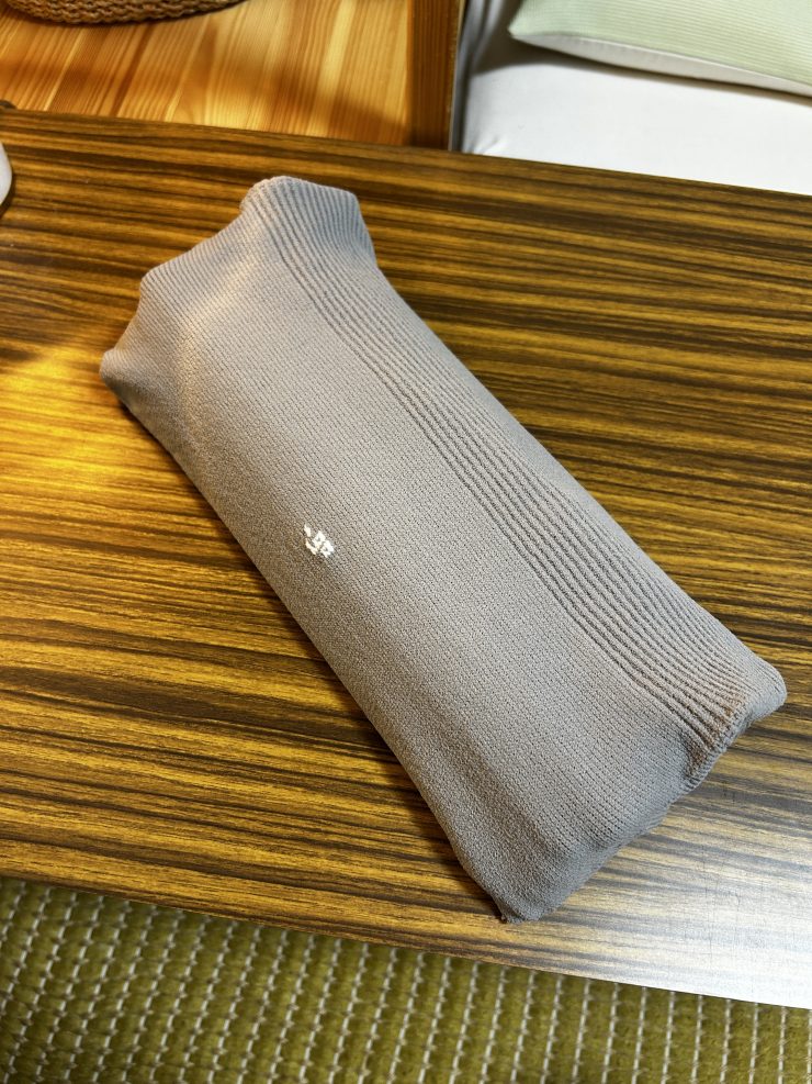 休日にカフェや図書館へ持っていく