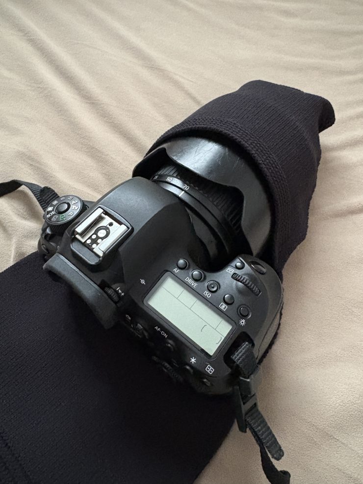 Canon EOS 6D Mark IIと_go polygon W for camera XL