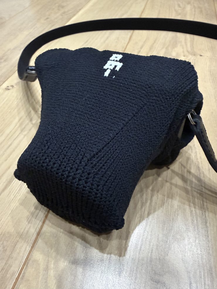 ライカQ3と_go polygon W for camera S（ブラック）